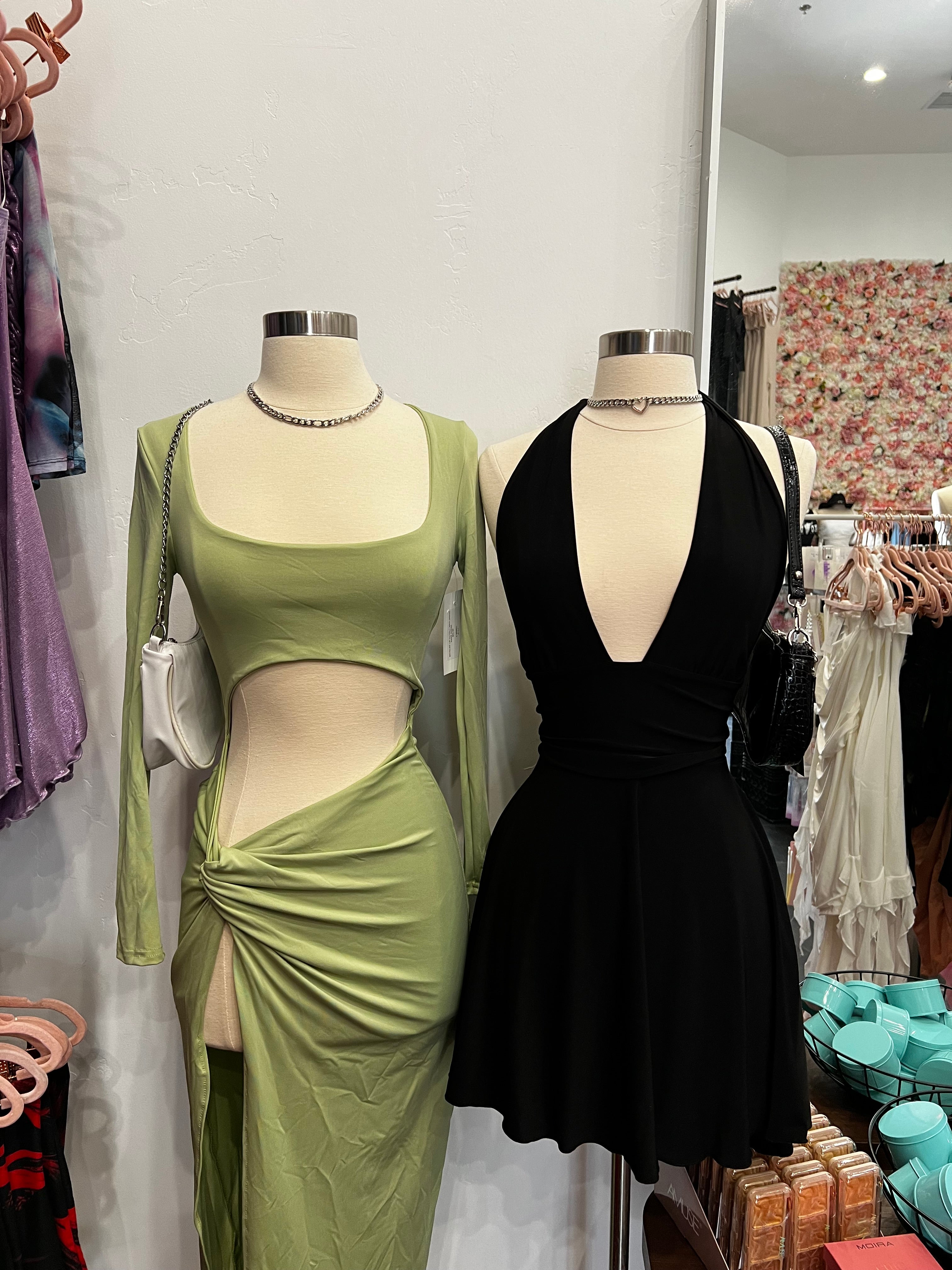 Brynlee Long Sleeve Cutout Maxi Dress (Sage Green)