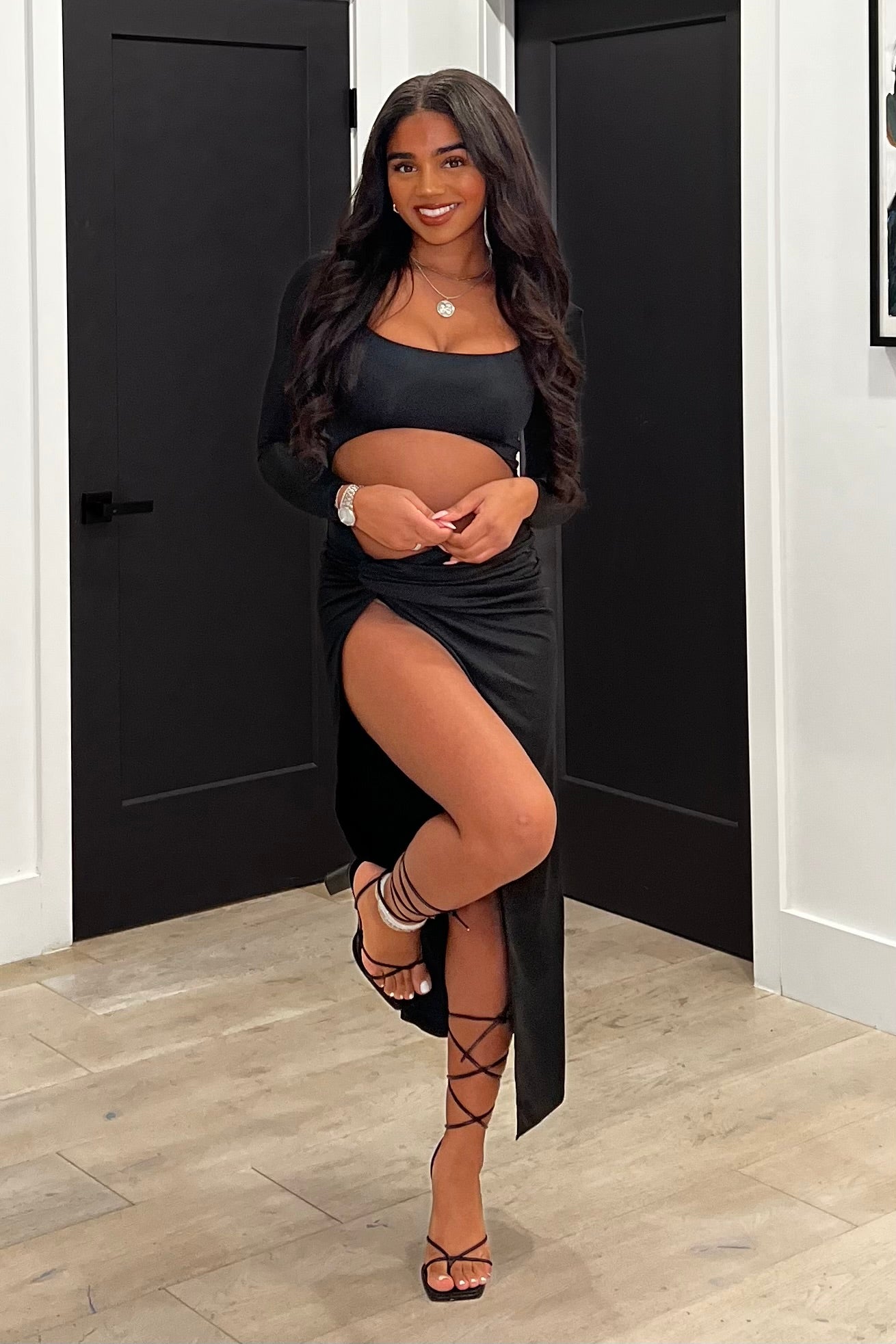 Brynlee Long Sleeve Cutout Maxi Dress (Black)