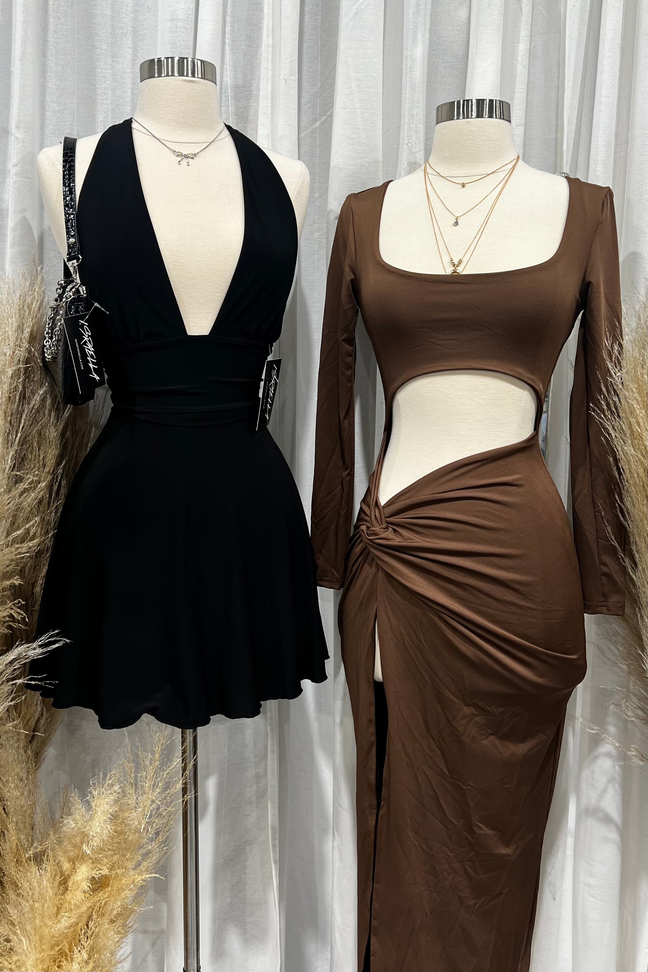 Brynlee L/S Cutout Maxi Dress (Chocolate Brown)