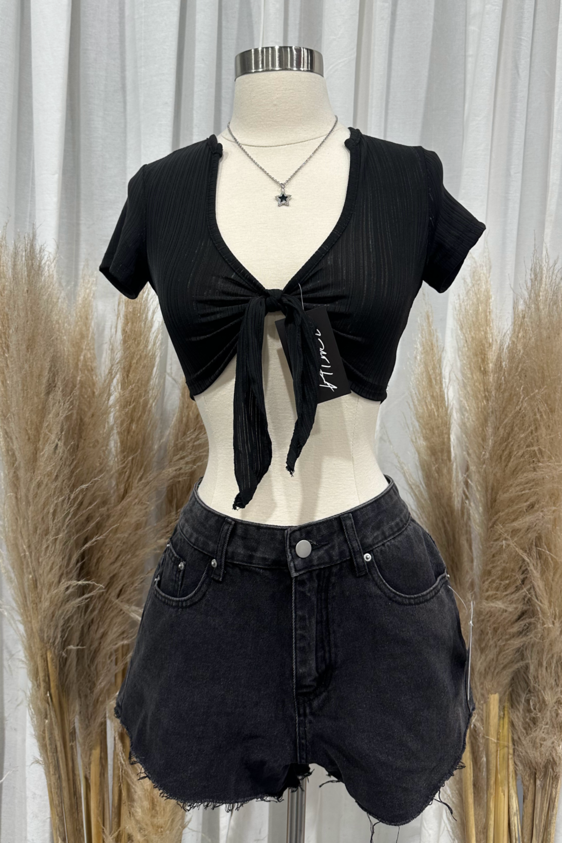 Ron Denim Shorts (Black)