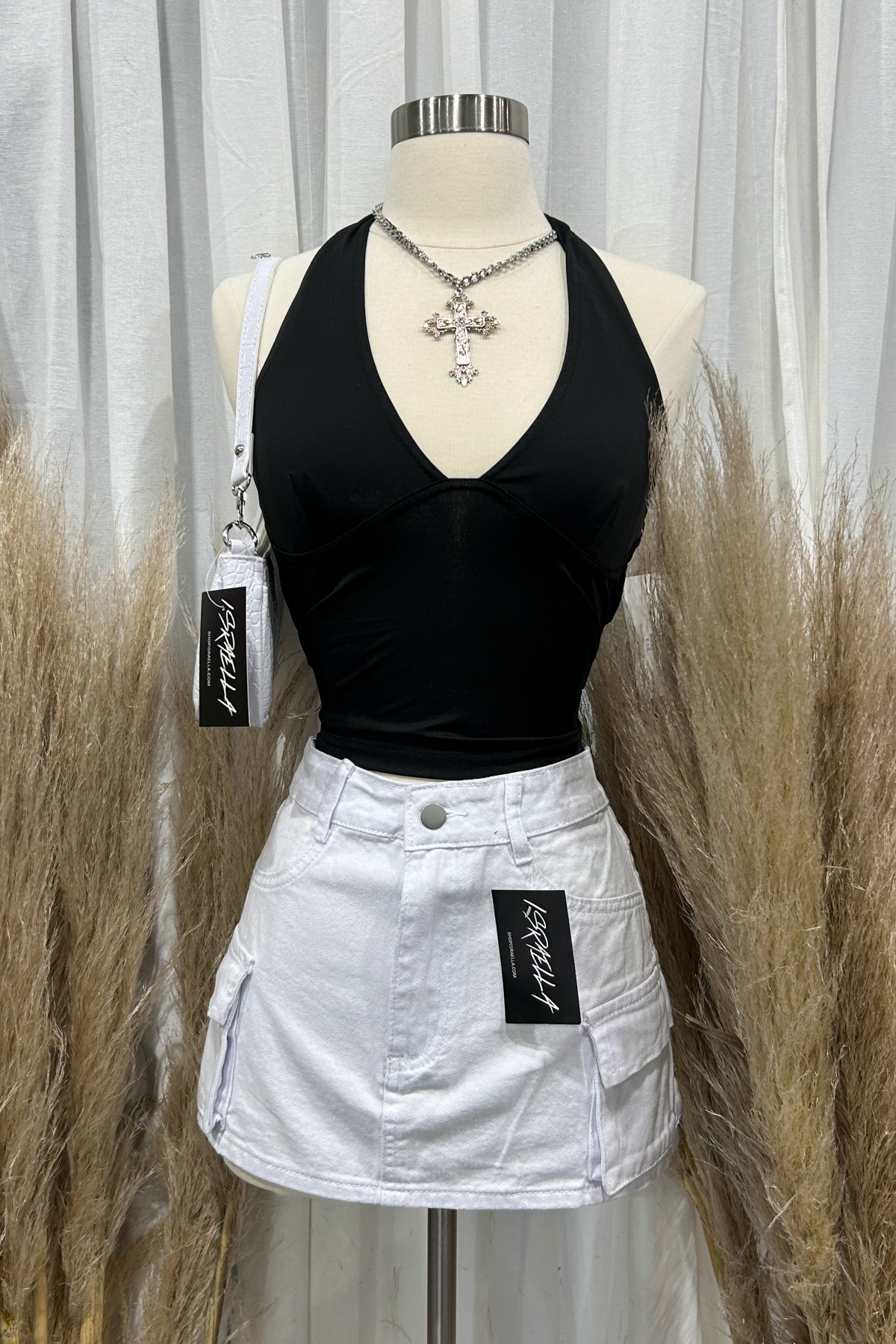 Andria Halter Top (Black)