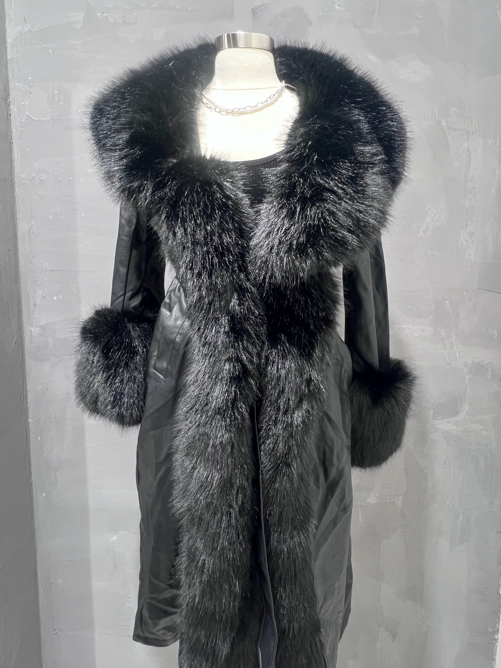 Roxy Fur Leather Long Trench Coat (Black)