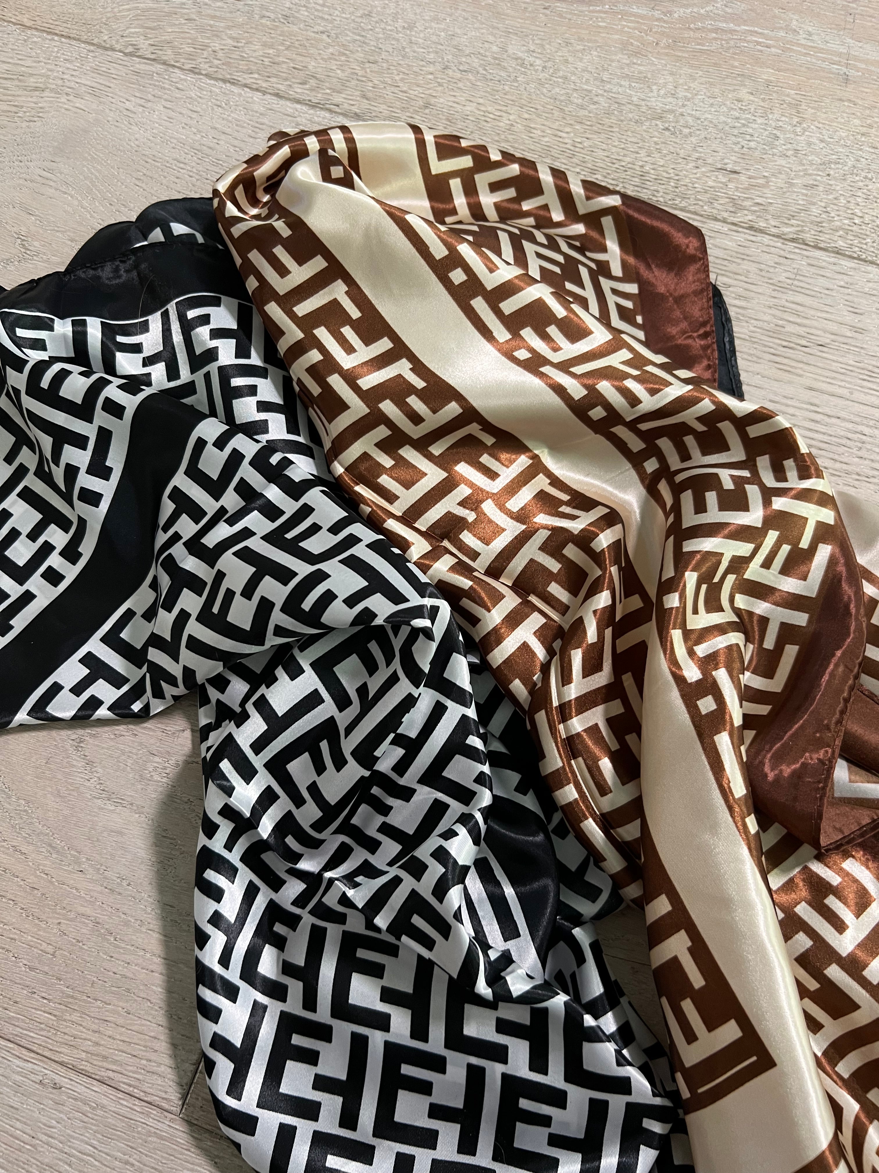Fentie Scarf Top (2 Colors)