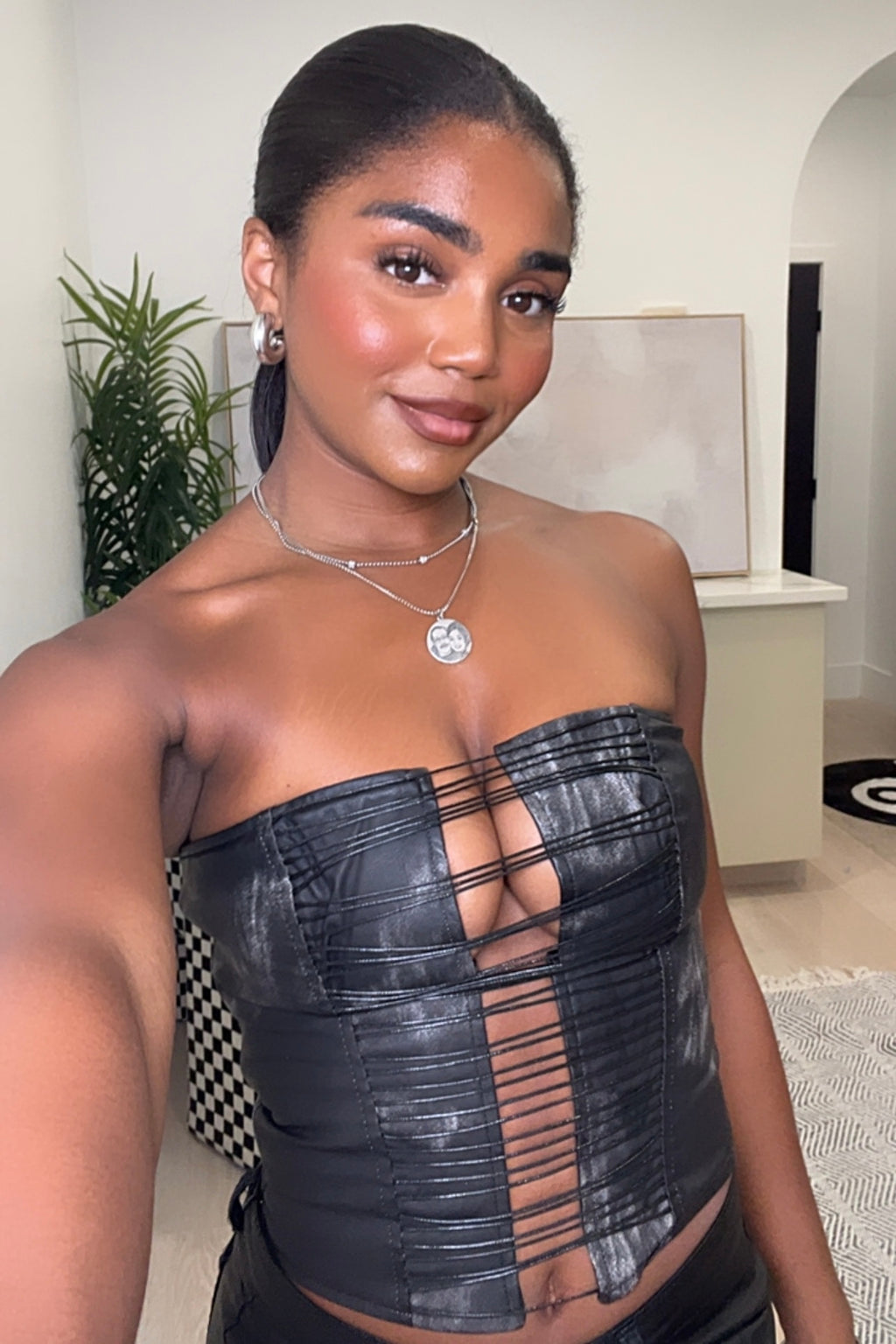 Helen Tube Top (Black)