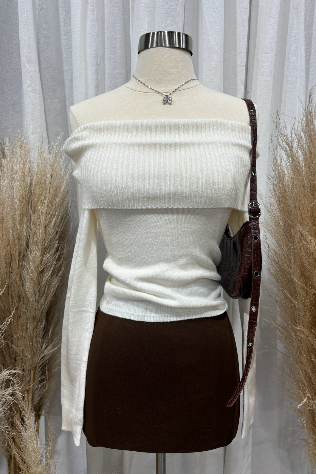 Silva Knit Off Shoulder Top (Ivory White)