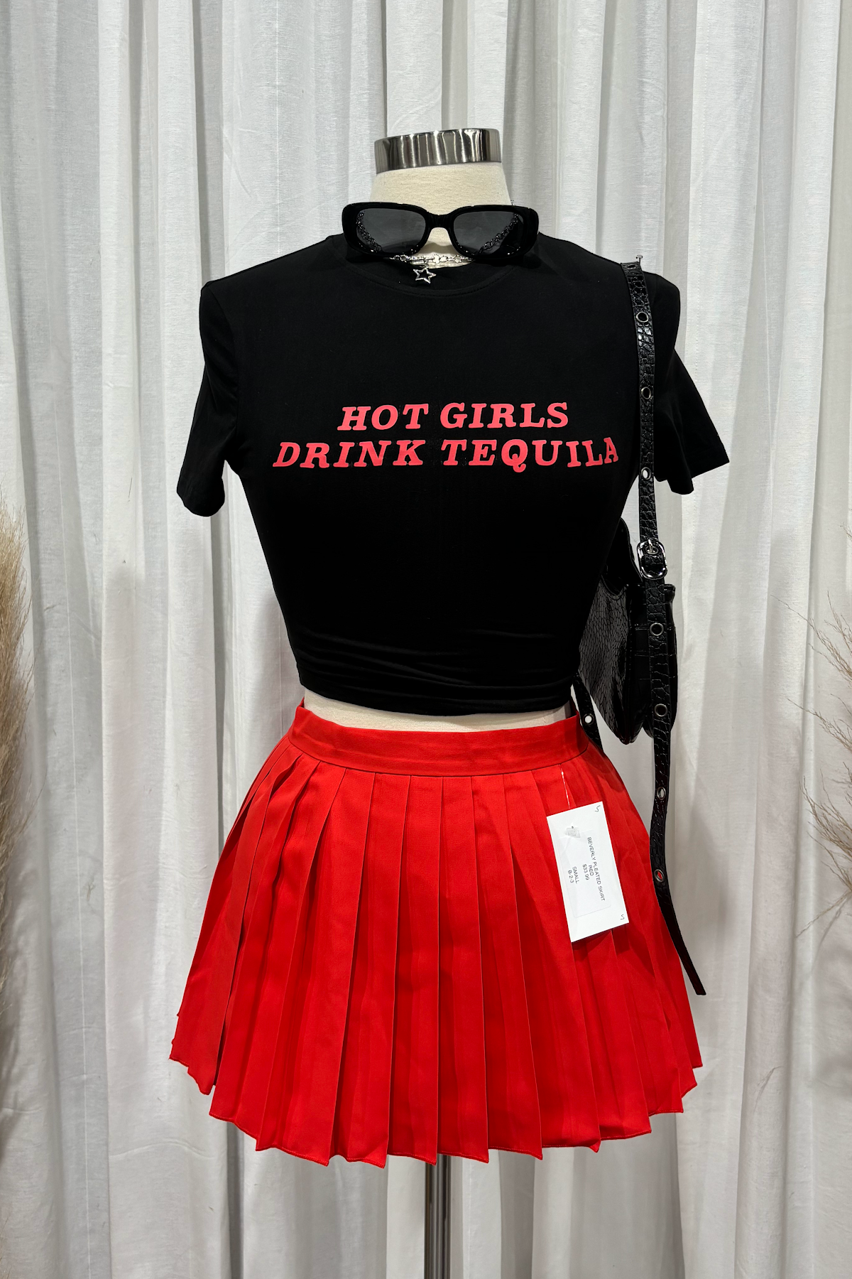 Beverly Pleated Skirt (Red)