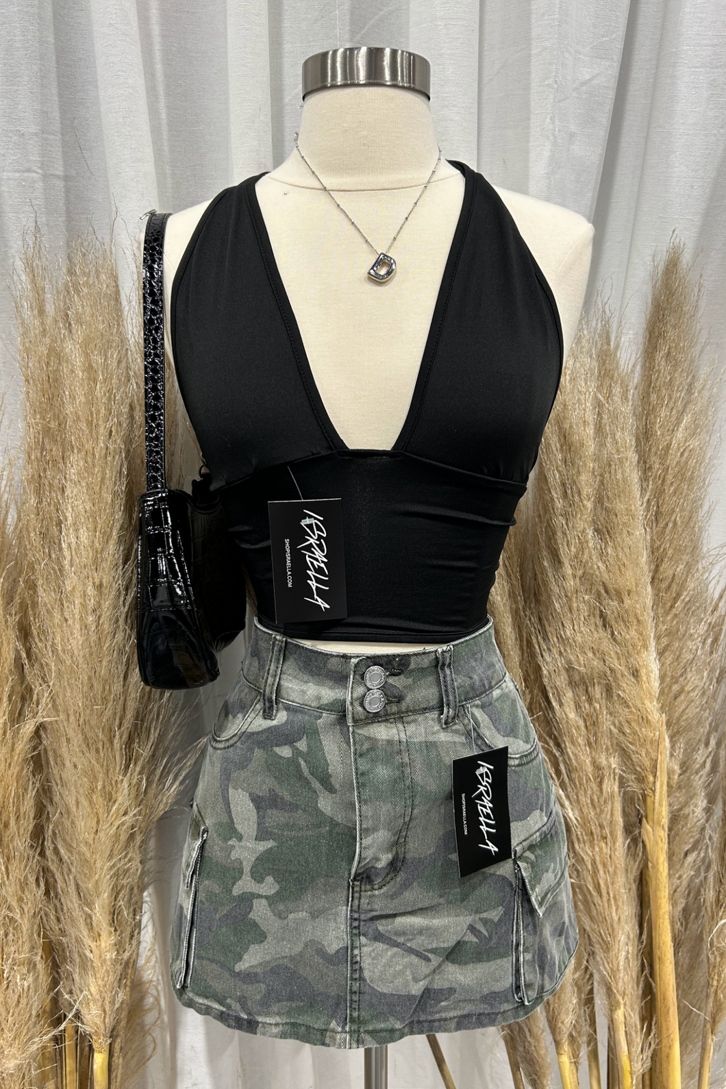 Glover Halter Top (Black)