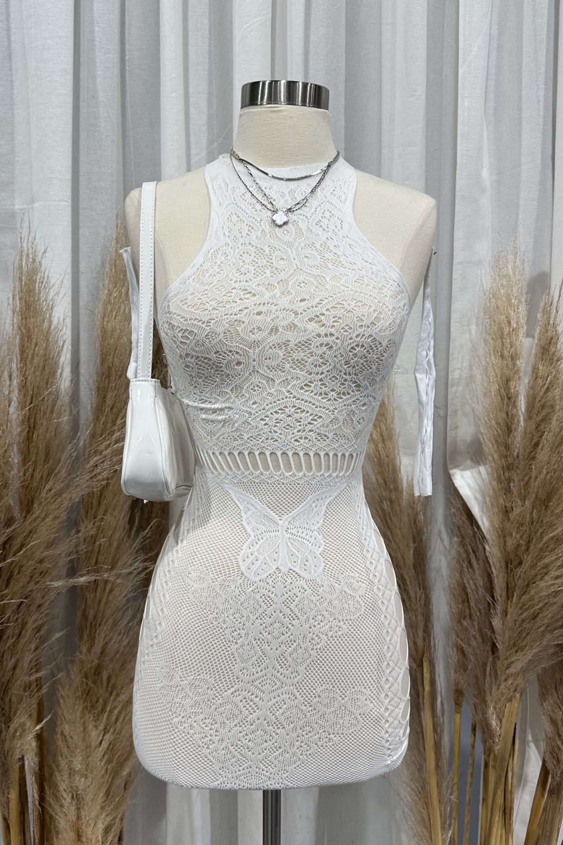 Ebony Poster Girl Dress W/ Sleeve (White)