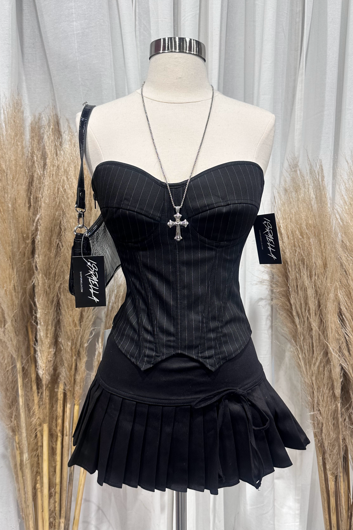 Regina Bow Pleated Mini Skirt (Black)