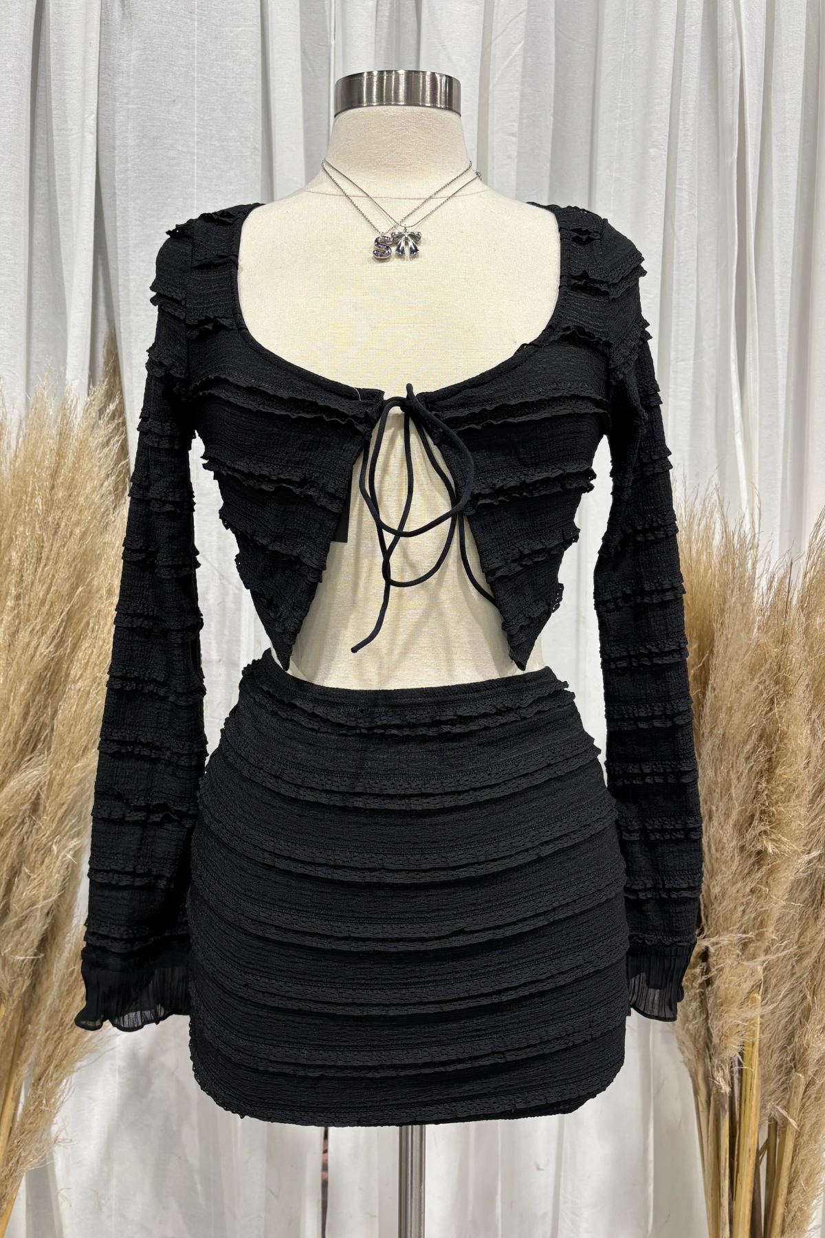 Aelia Long Sleeve Skirt Set (Black)