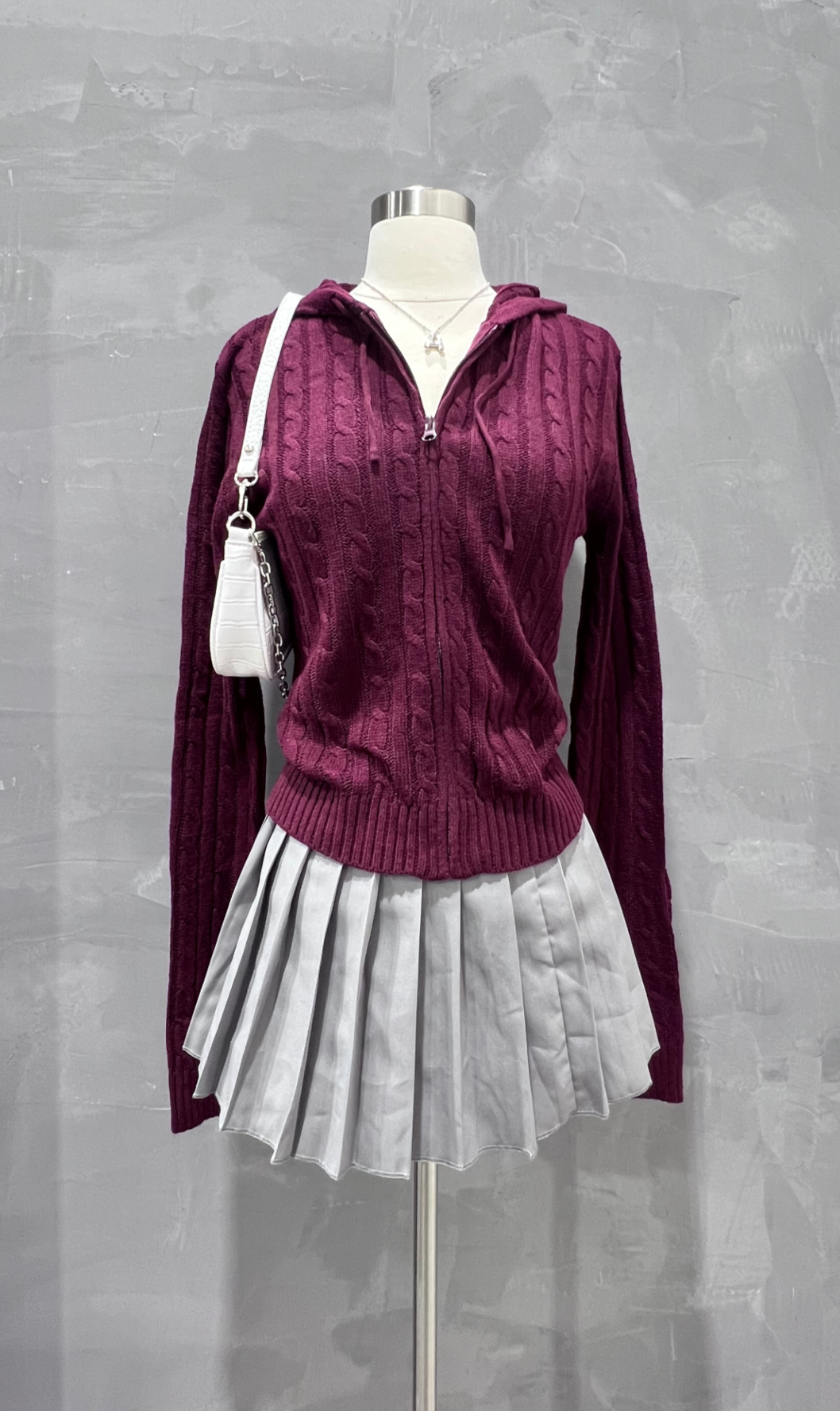 Mirna Cable-knit Sweater (Burgundy Red)