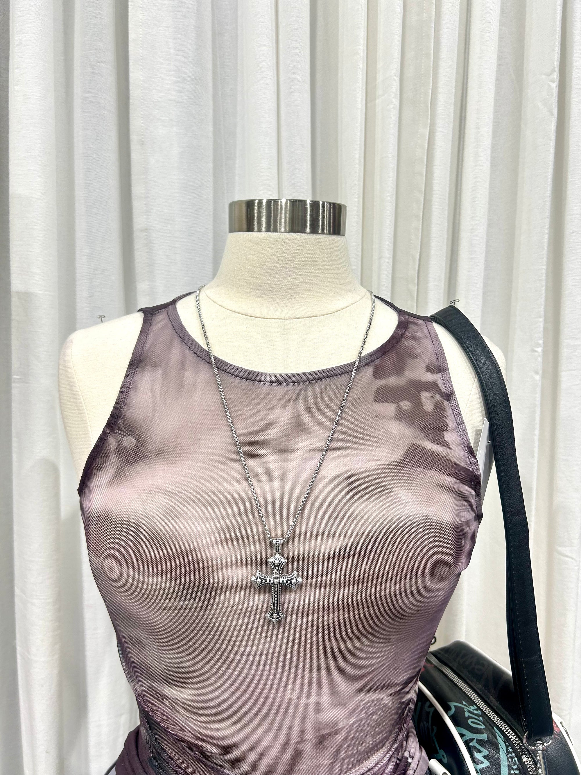 Box Chain Cross Necklace (Silver)