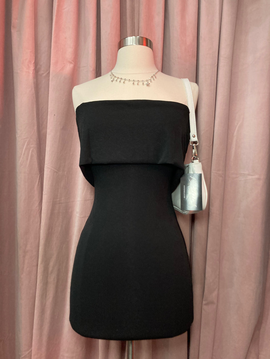 Adele Off Shoulder Mini Dress (Black)