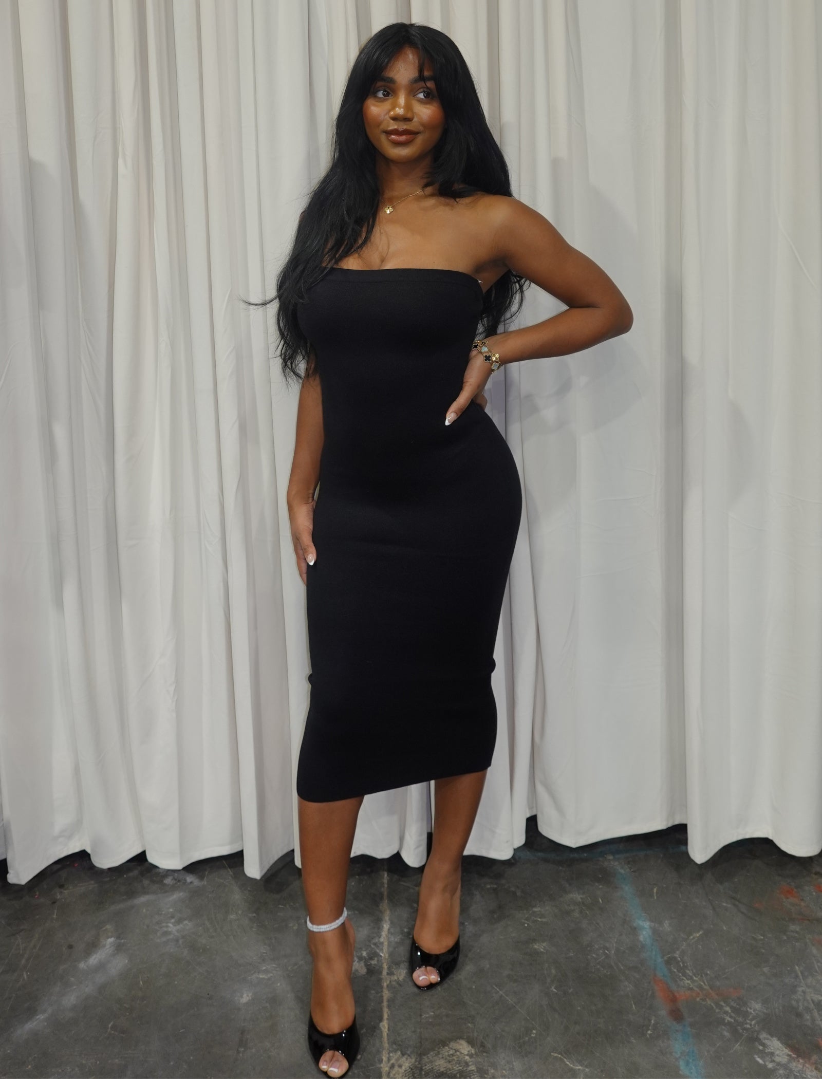 Sharon Knit Maxi Tube Dress (Black)