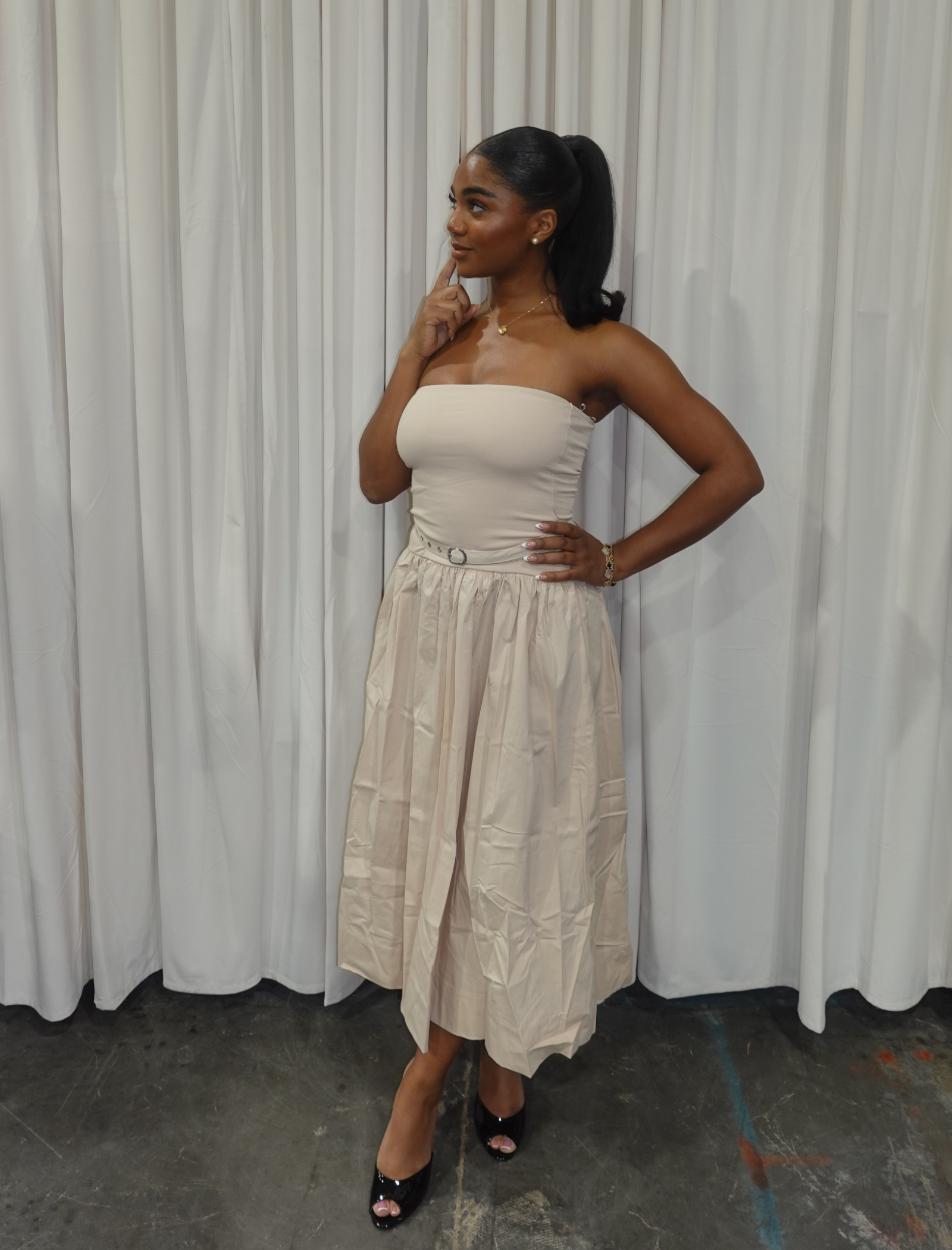 Duchess Tube Maxi Dress (Khaki) – Shop Israella