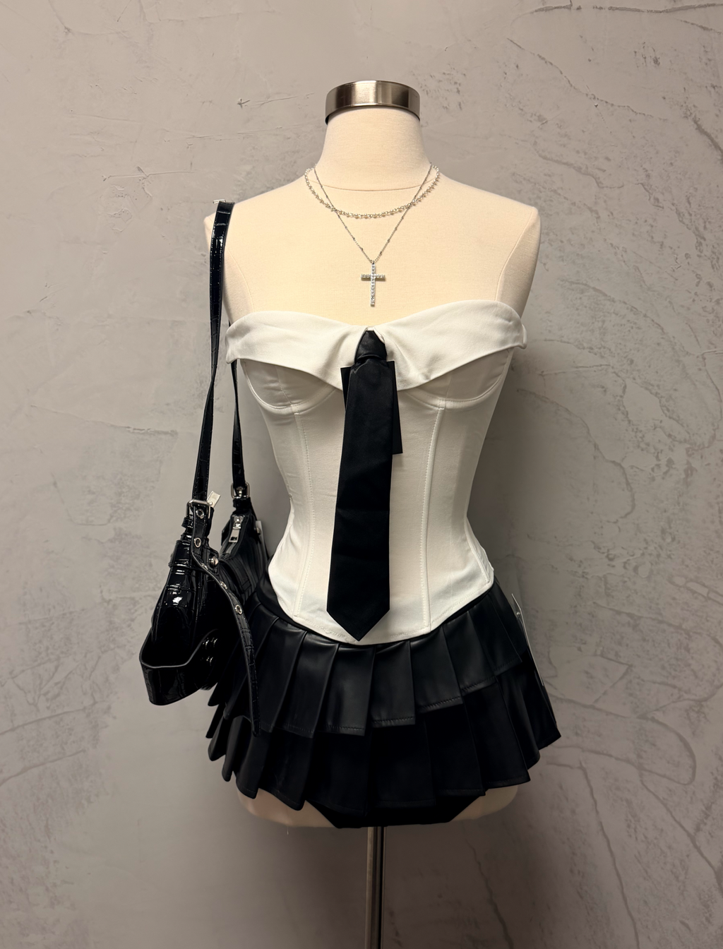 Nyx Pleated Leather Skirt (Black)