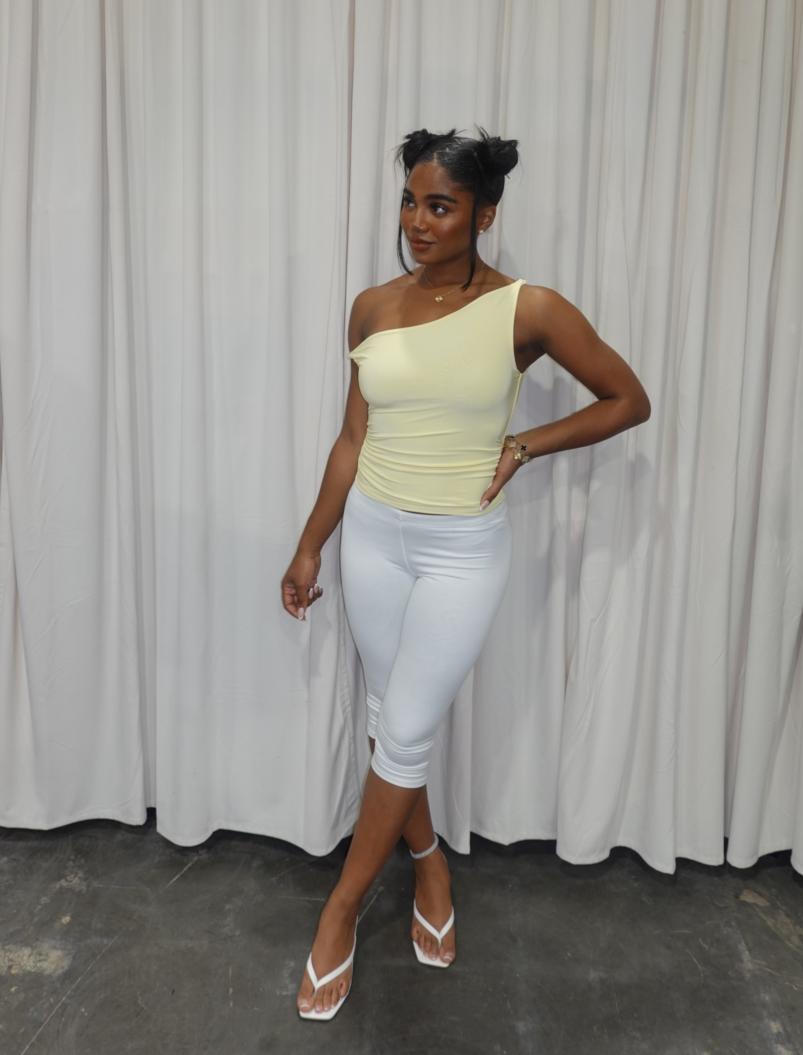 Lilly Off Shoulder Top (Light Yellow)