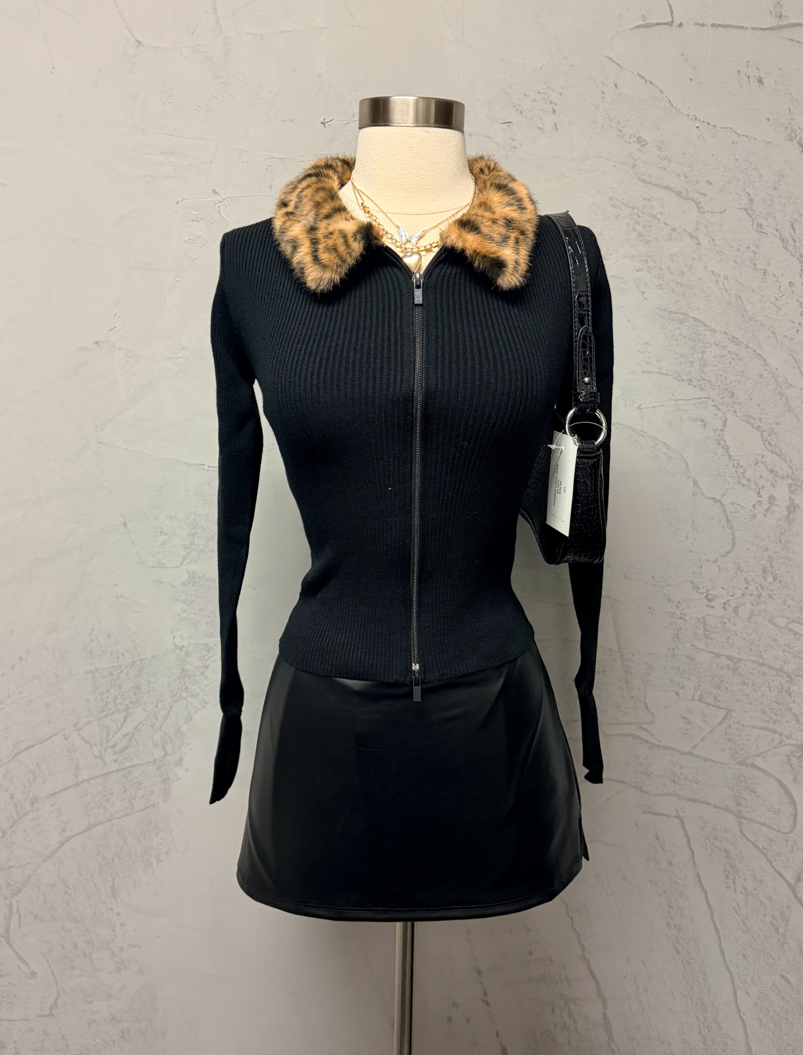 Tara Fur Long Sleeve Top (Black/Leopard)