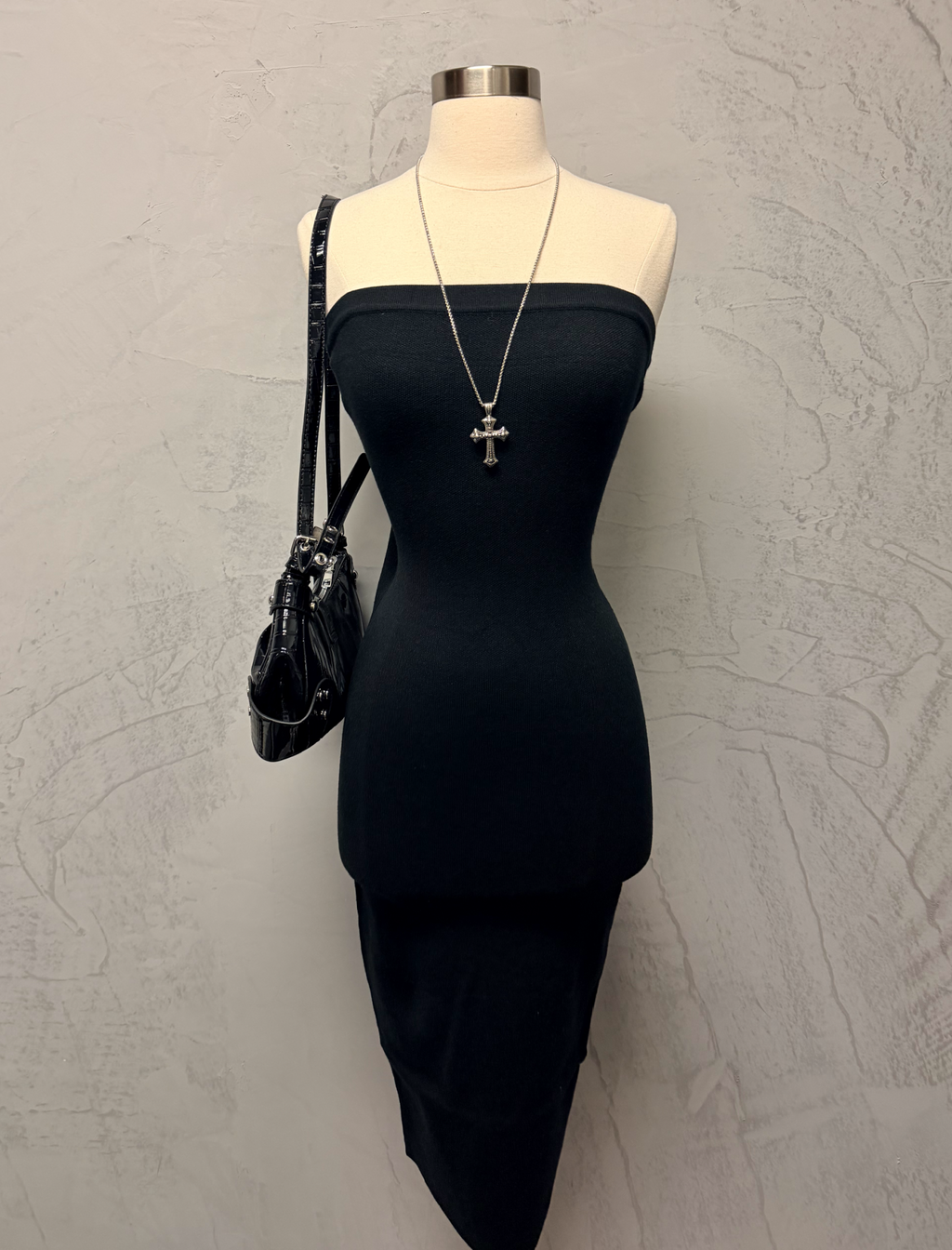 Sharon Knit Maxi Tube Dress (Black)