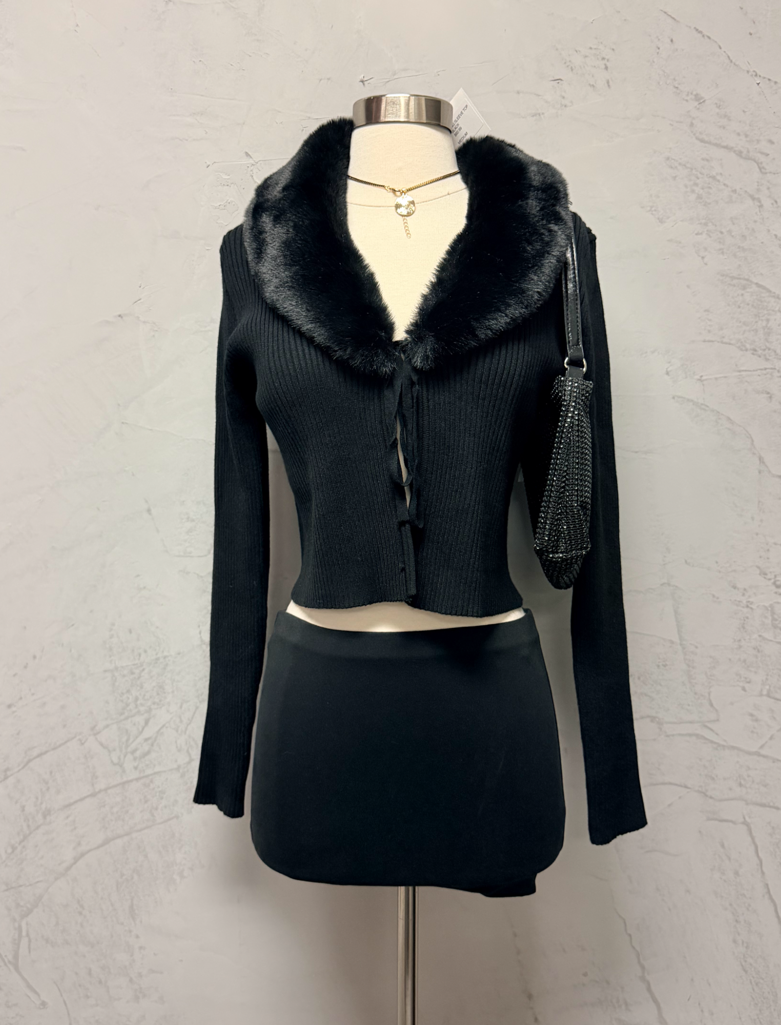 Koa Fur Long Sleeve Top (Black)