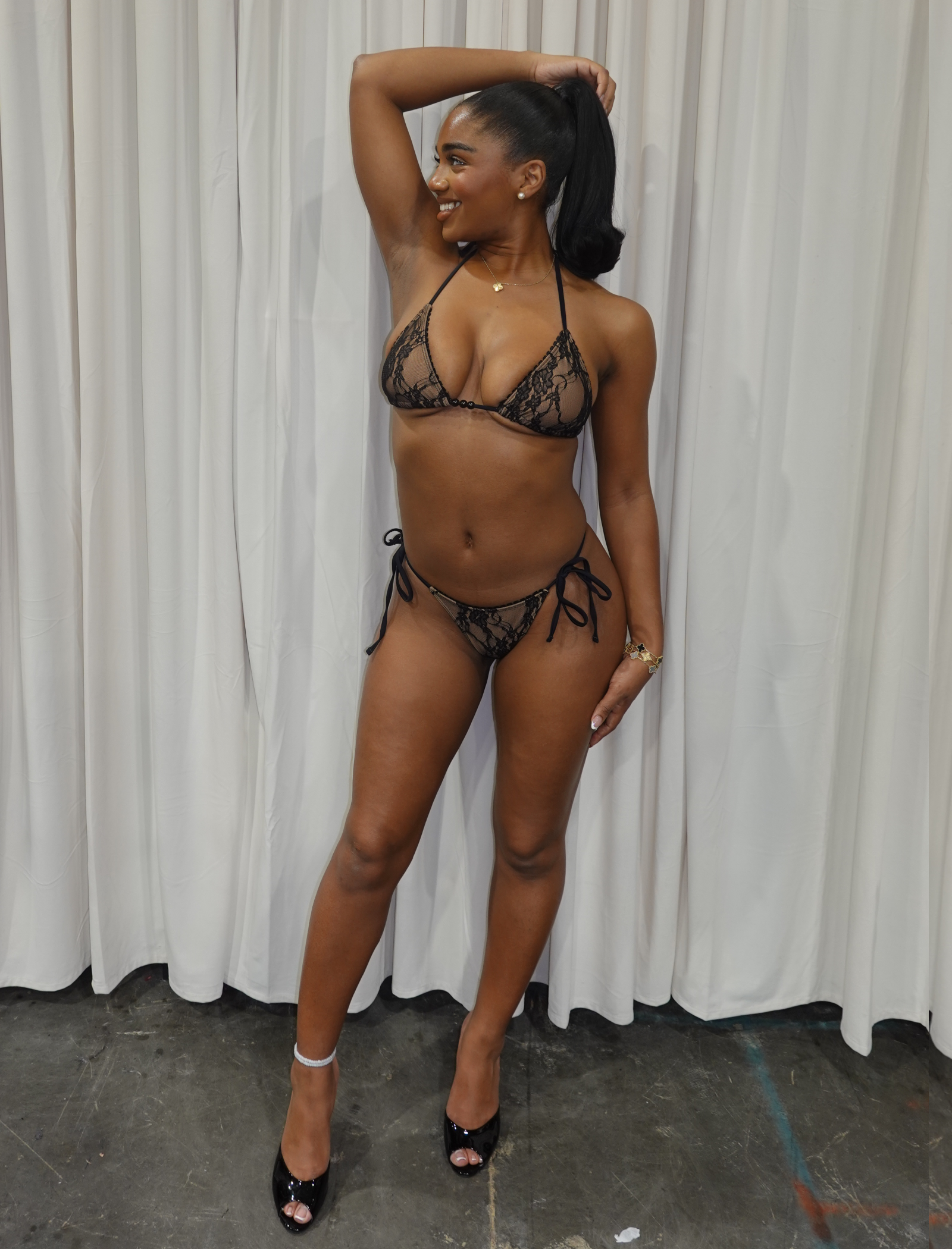 Desire Lace Bikini (Black)