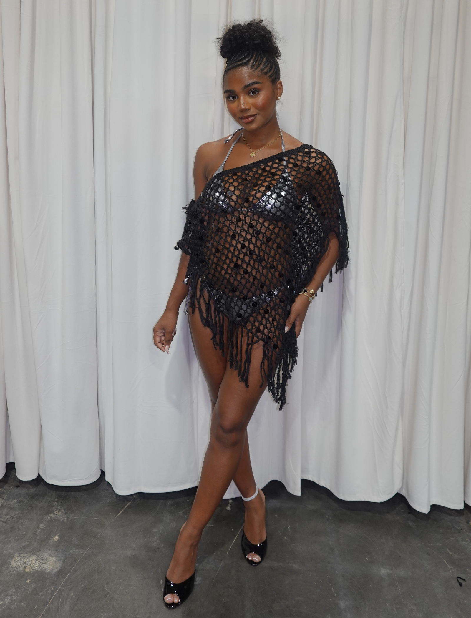 Nalani Knitted Shrug (Black)