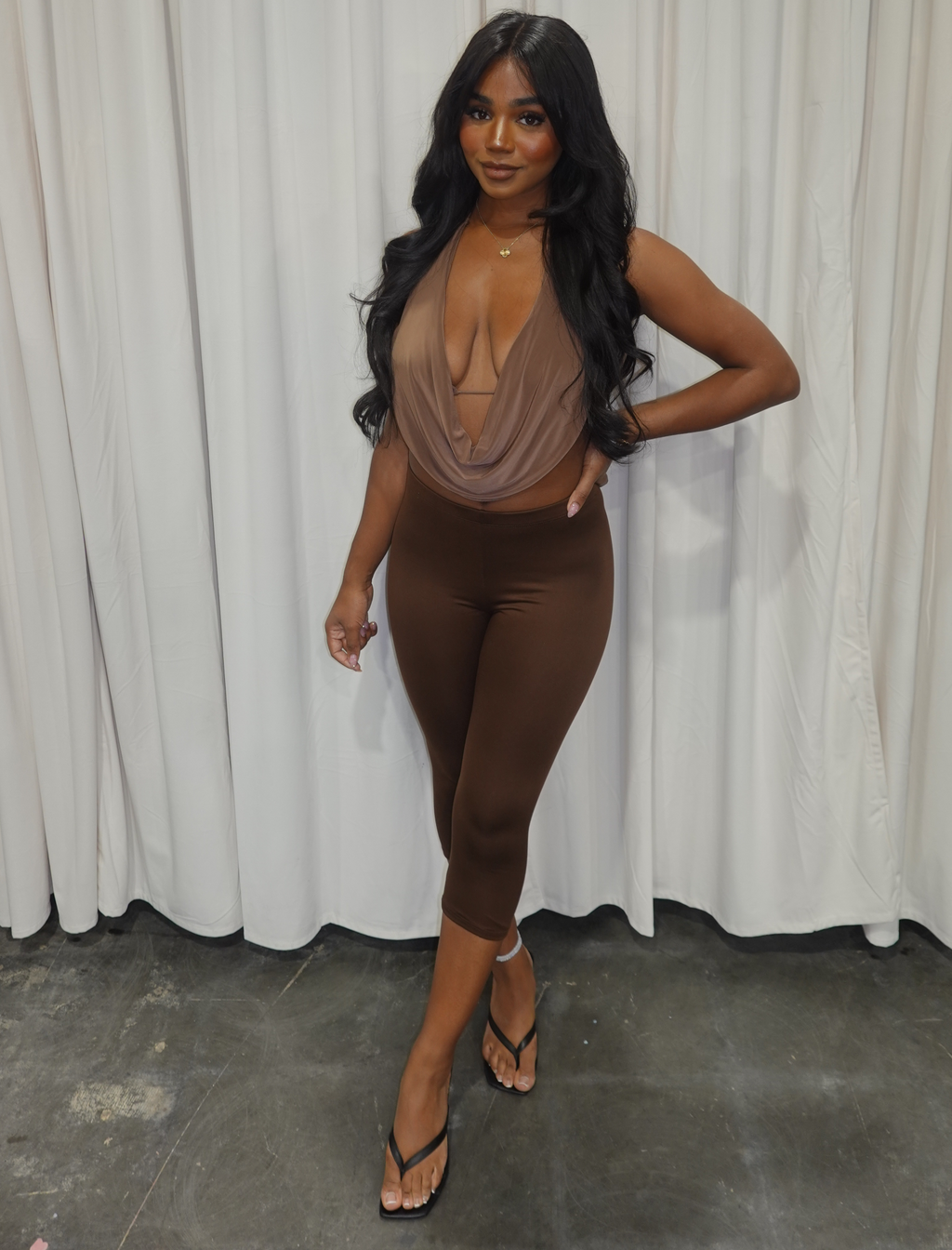 Cara Capri Leggings (Brown)