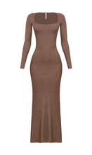 Load image into Gallery viewer, Kourtney Long Sleeve Ribbed Maxi Dress (Brown)