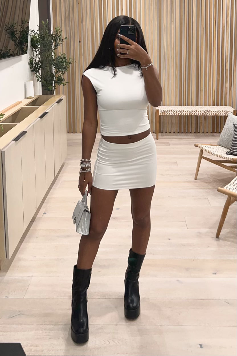 Dulce Open Back Mini Skirt Set (Off White)