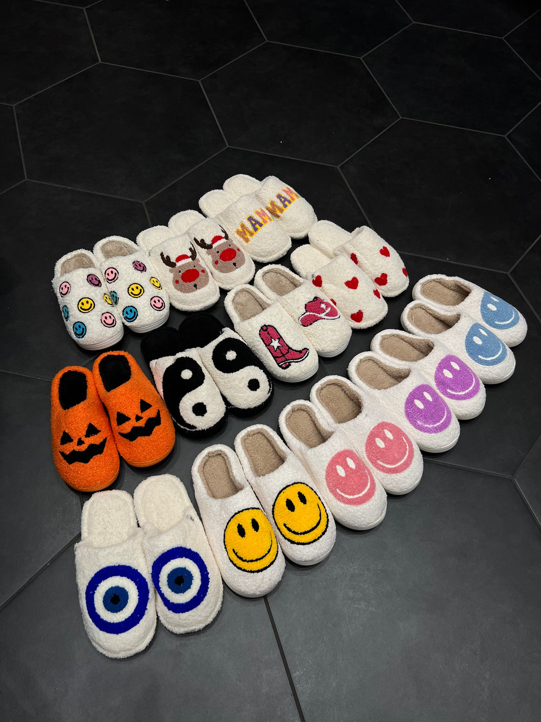 Slippers (12 Color Options)