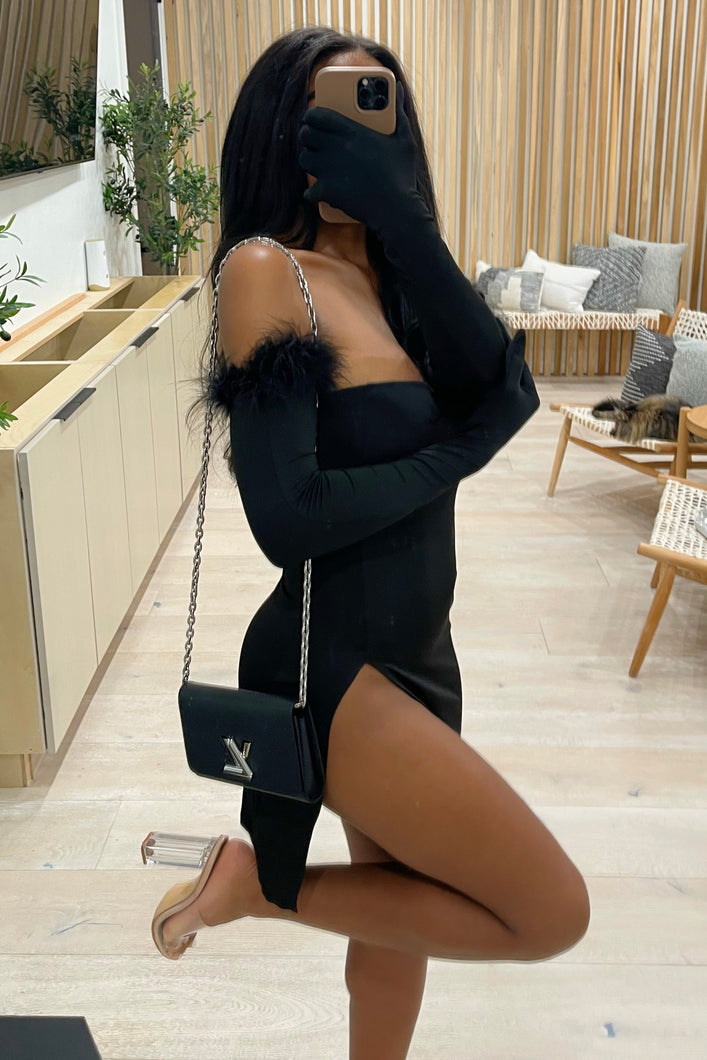 Zya Tube Dress W/ Feather Gloves (Black)