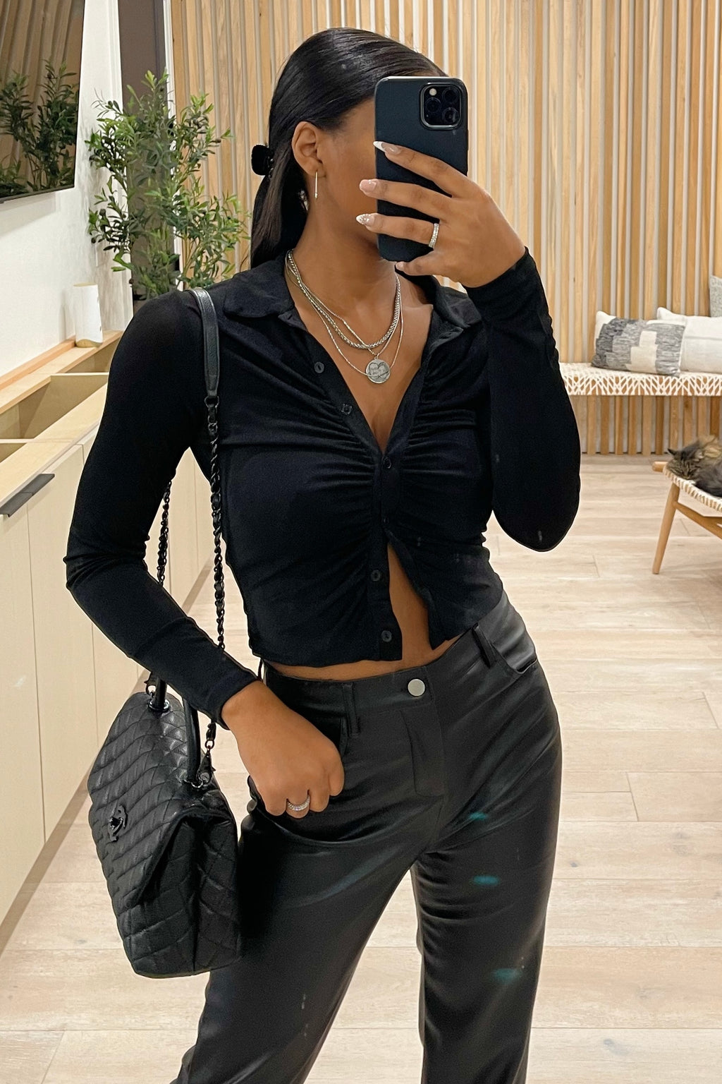 Venetian Long Sleeve Top (Black)