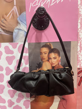 Load image into Gallery viewer, Demi Scrunch Handbag (Black)