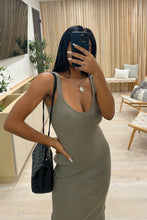 Load image into Gallery viewer, Kimiko Dress (Taupe Brown)