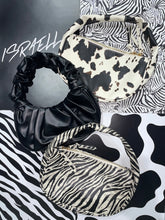 Load image into Gallery viewer, Kinsley Bag (Black/Cream Zebra)