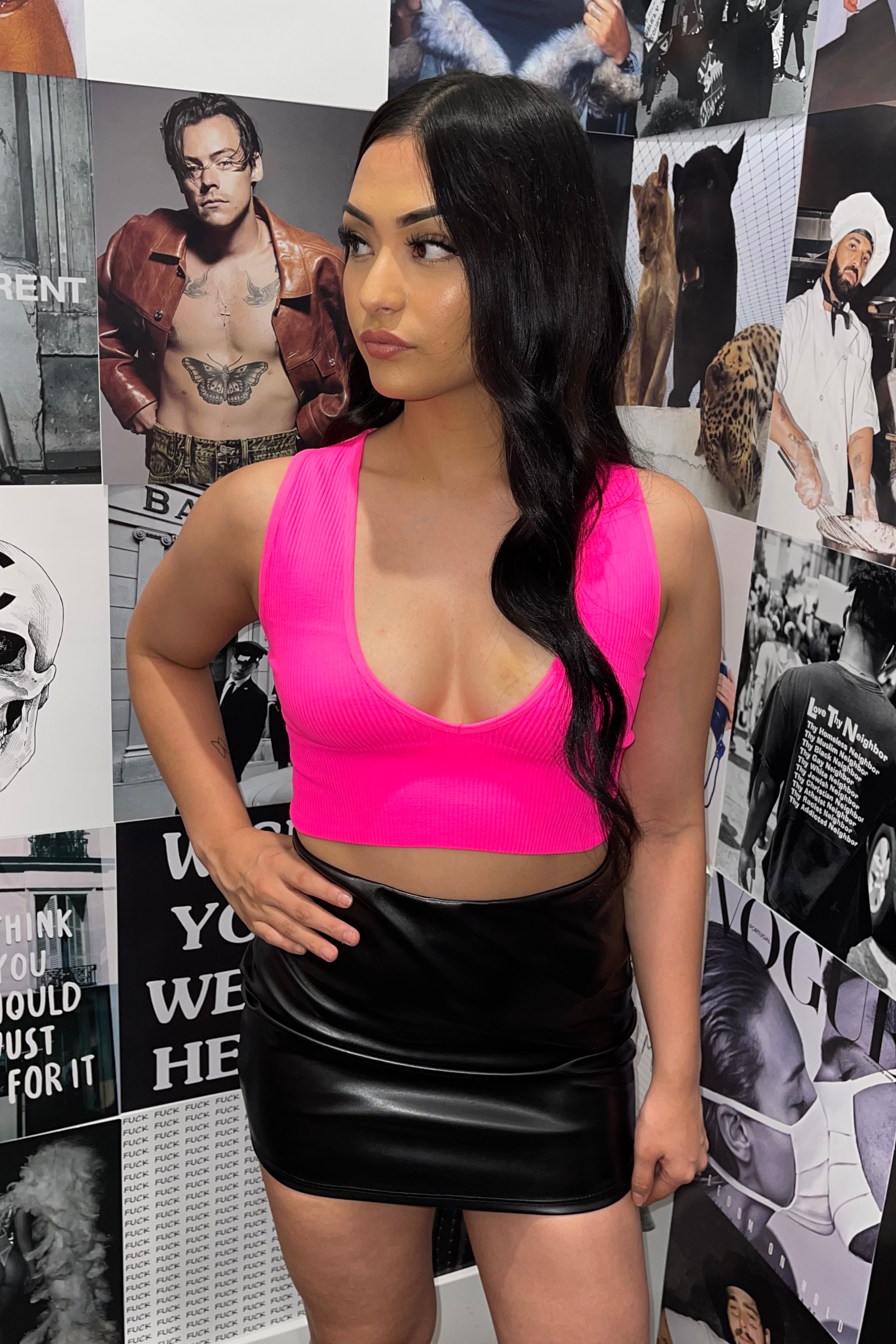 Miramar Deep V Ribbed Crop Top (Neon Pink)