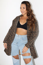 Load image into Gallery viewer, Travis Jacket (Leopard)